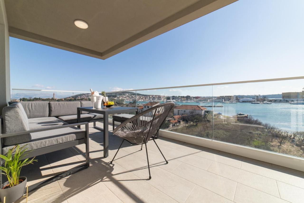 Apartman Blue Wave Trogir Exterior foto